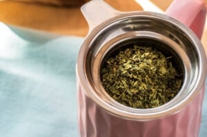Detox herbs-stinging nettle tea