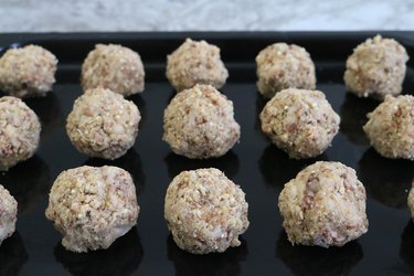 Vegan meatballs before baking