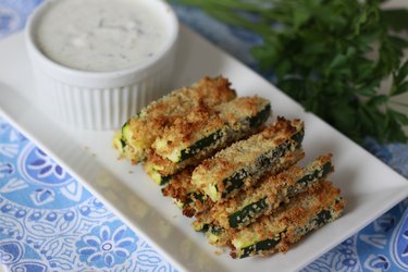 dip with zucchini fries