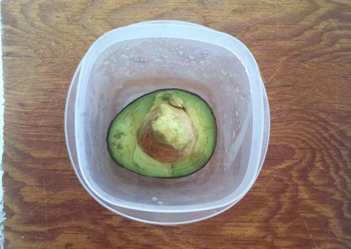 Avocado with Pit after 10 days