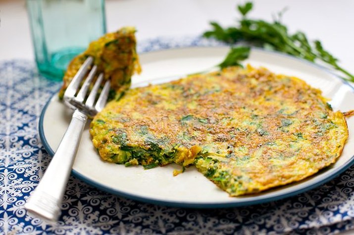 A freshly cooked herb and zucchini frittata.